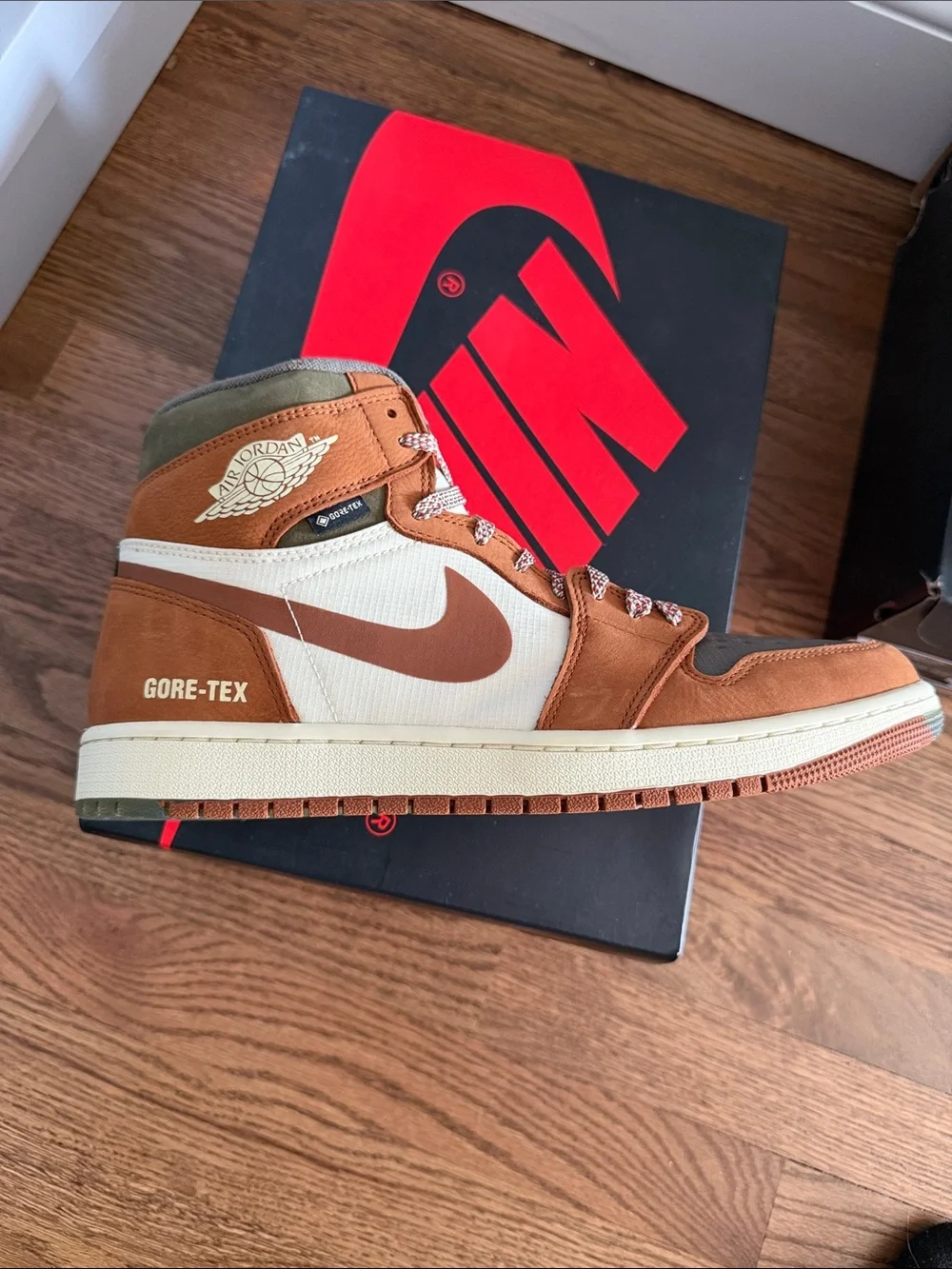 Jordan High-Top Sneaker in Brown, Olive & White